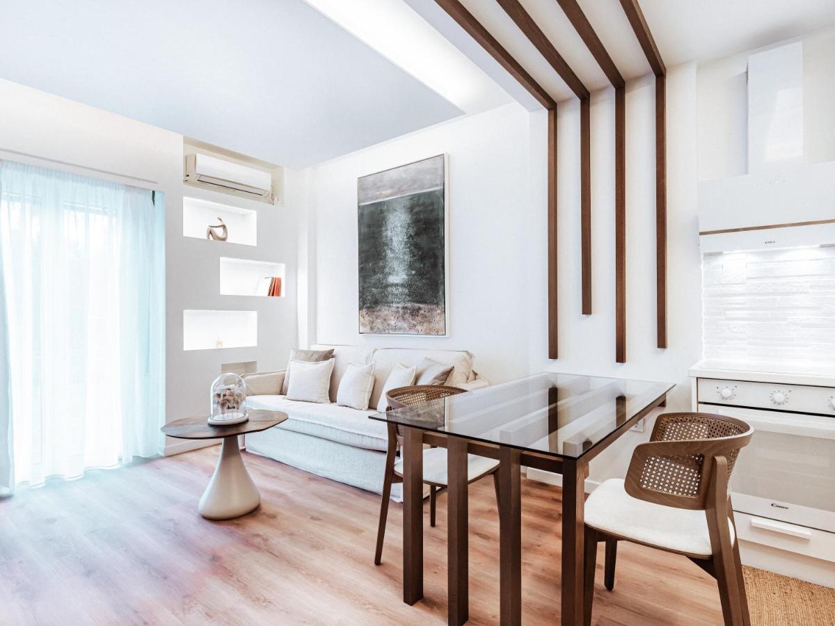 Luxury Apartment In The Heart Of The City - 1Br Athènes Extérieur photo